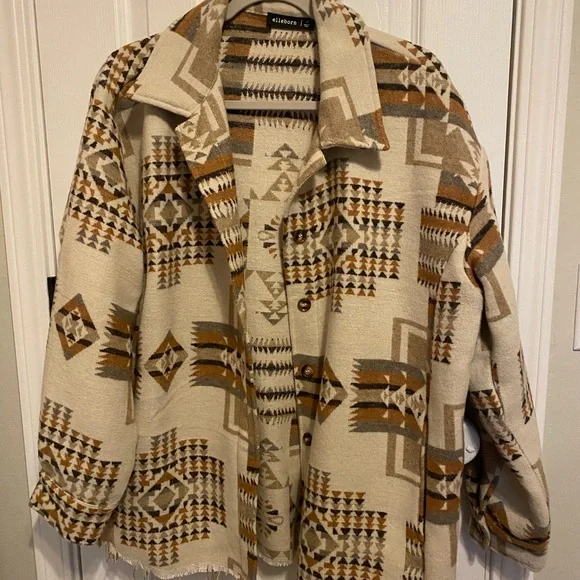 Aztec Shacket - Picture 1 of 3